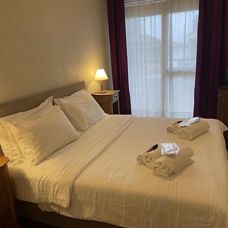 Hotel Broglia Сирмионе Екстериор снимка