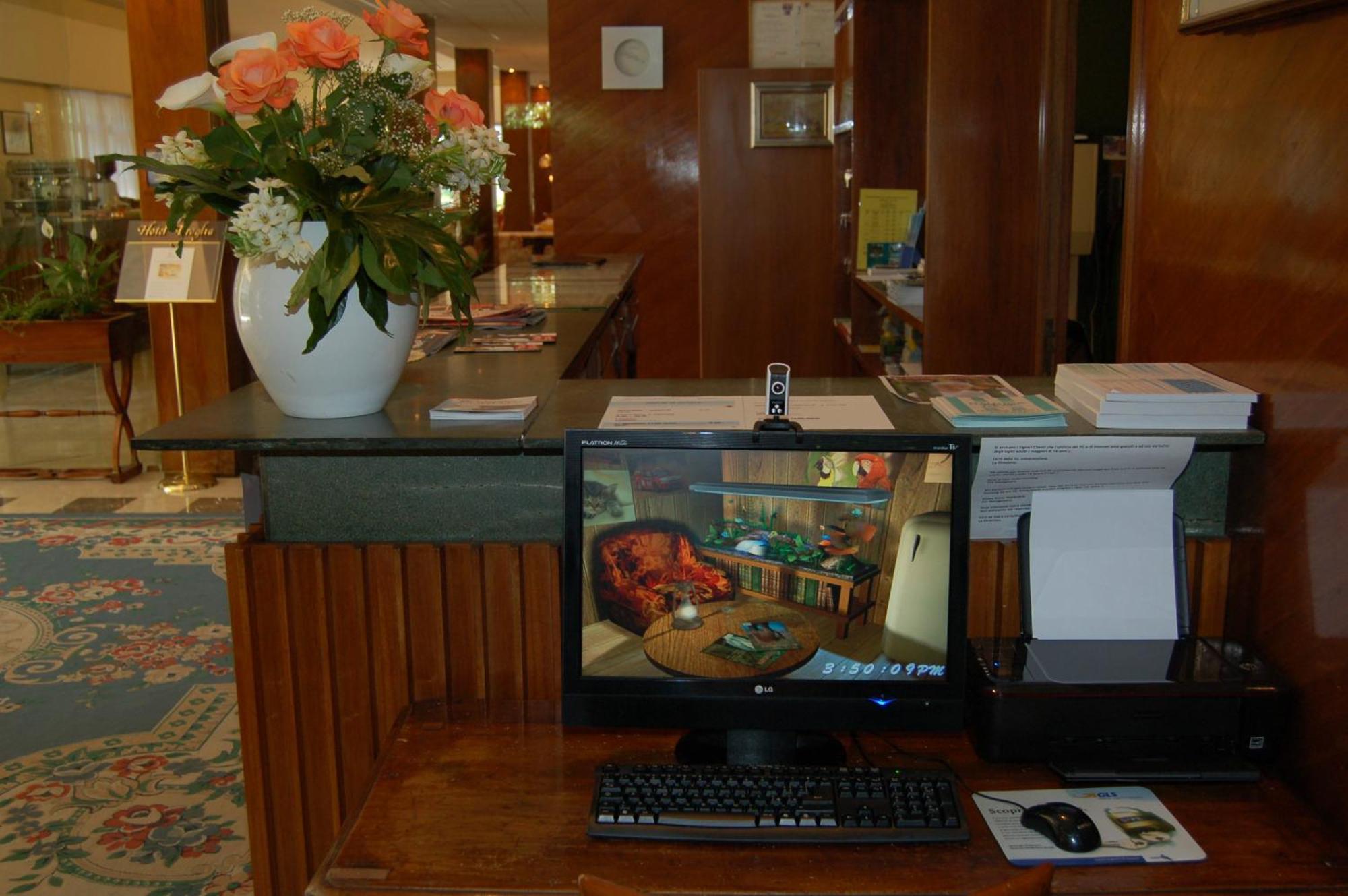 Hotel Broglia Сирмионе Екстериор снимка