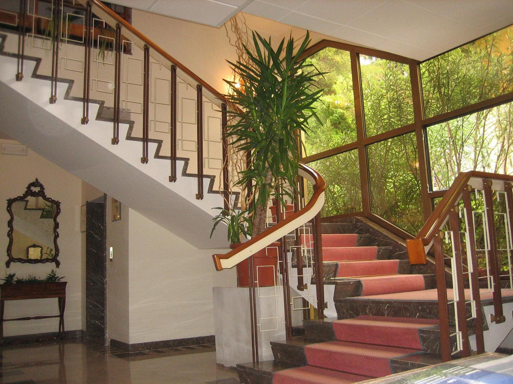Hotel Broglia Сирмионе Екстериор снимка