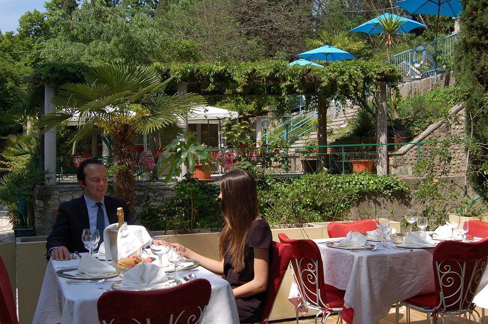 Hotel Broglia Сирмионе Екстериор снимка