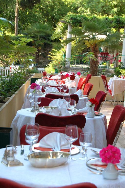 Hotel Broglia Сирмионе Екстериор снимка