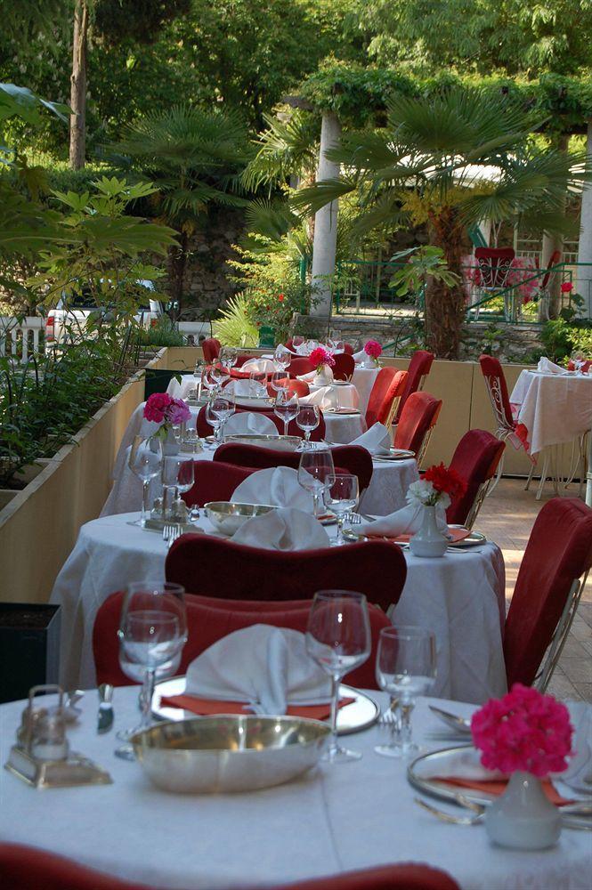 Hotel Broglia Сирмионе Екстериор снимка